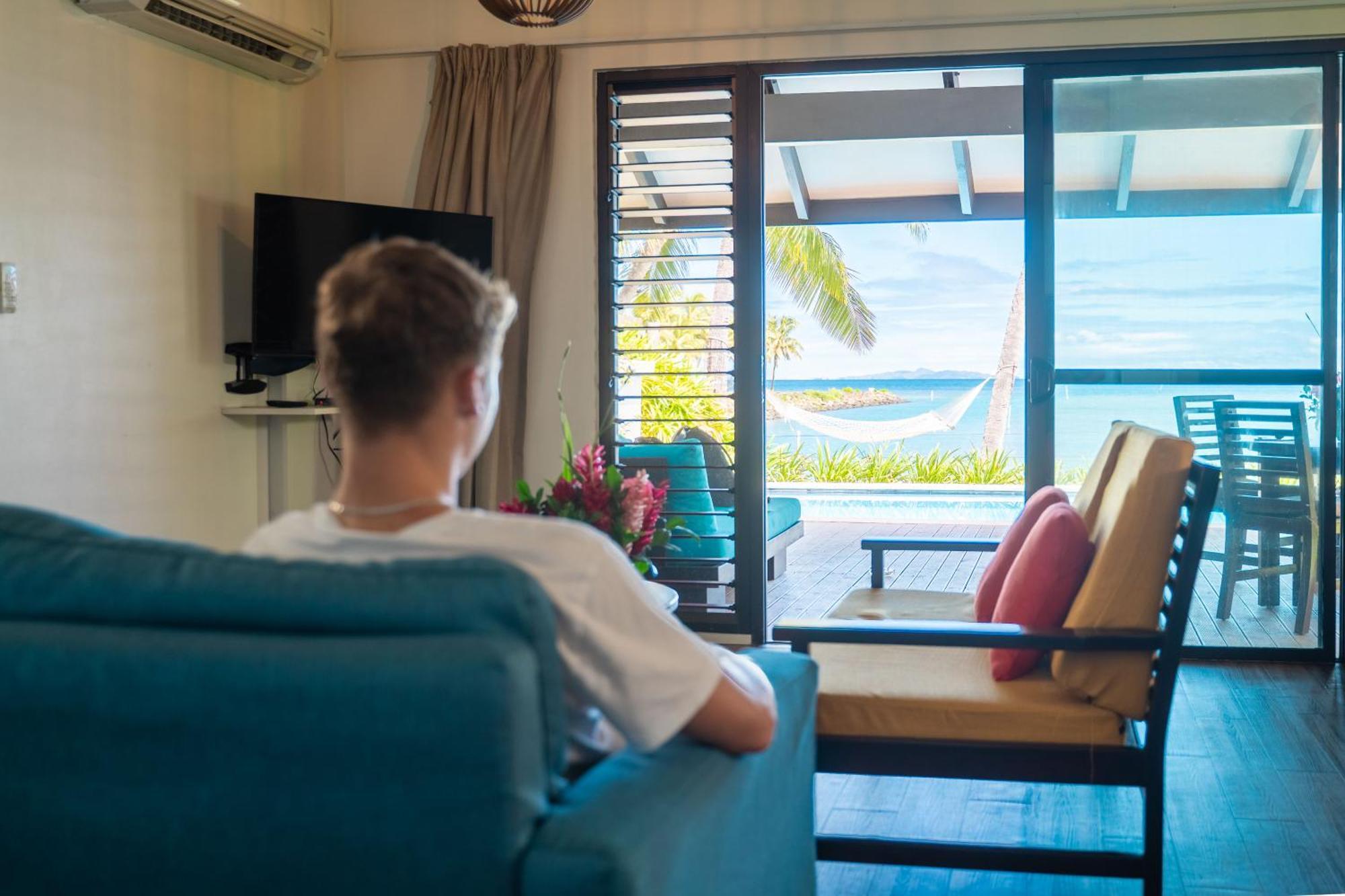เฟิสต์ แลนดิ้ง บีช รีสอร์ต แอนด์ วิลลา Hotel เลาโตกา ภายนอก รูปภาพ