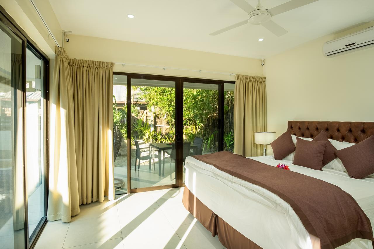 เฟิสต์ แลนดิ้ง บีช รีสอร์ต แอนด์ วิลลา Hotel เลาโตกา ภายนอก รูปภาพ